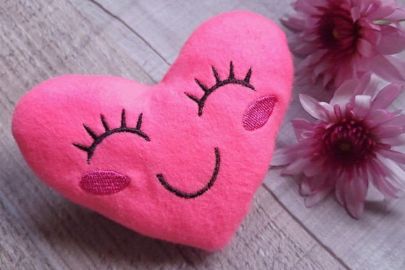 Stuffie Heart ITH Embroidery Design Review